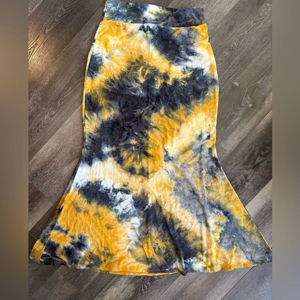 SUPER Soft Tie Dye Maxi Skirt